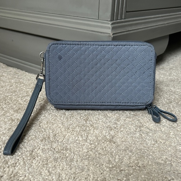 Vera Bradley Blue Gray Quilted Wristlet Accordion Wallet - Picture 2 of 7